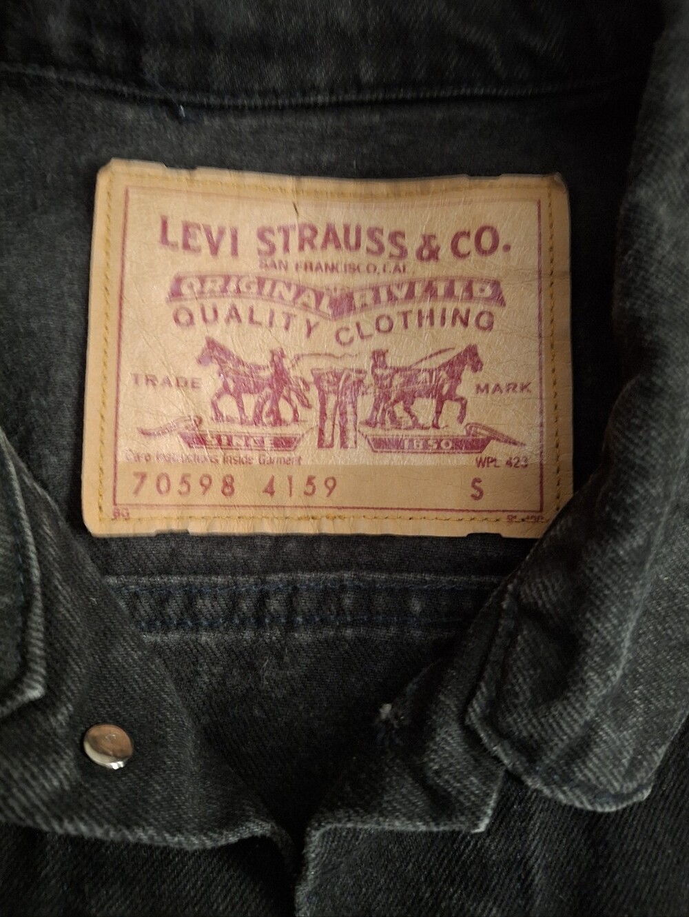 Levus Bkack Denim Trucker Jacket